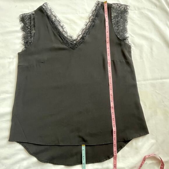 Chic Black Lace-Trim V-Neck Blouse – Size M - Picture 7 of 8